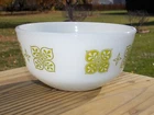 FIRE KING DUTCH CLOVER 5" MIXING BOWL Anchor Hocking Milk Glass Green Vintage