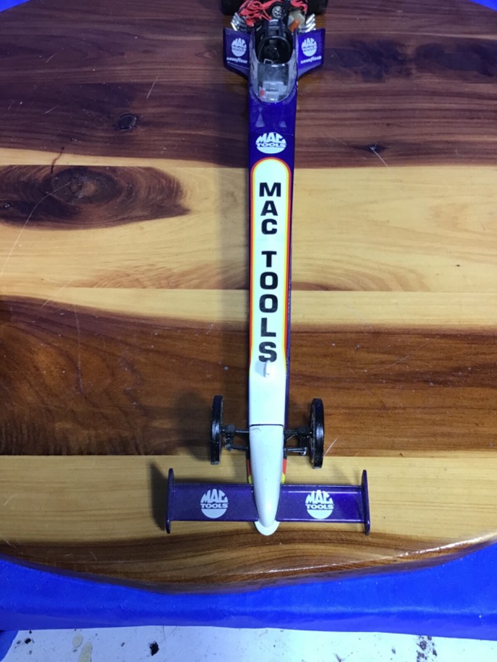 Modellino Diecast Action 1/24 &ndash; Dragster MAC Tools Andrew Cowin Yankees Muppets 2002