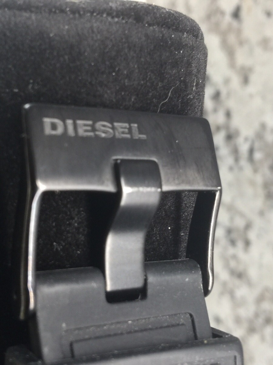 GORGEOUS DIESEL ONLY-THE BRAVE DZ-1446 10 BAR VERY LARGE