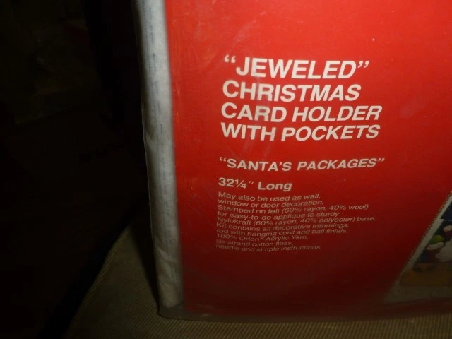 Vtg Bucilla Christmas Needlecraft Xmas Card Holder pockets 2354 Noel santas pack - Image 4 of 4