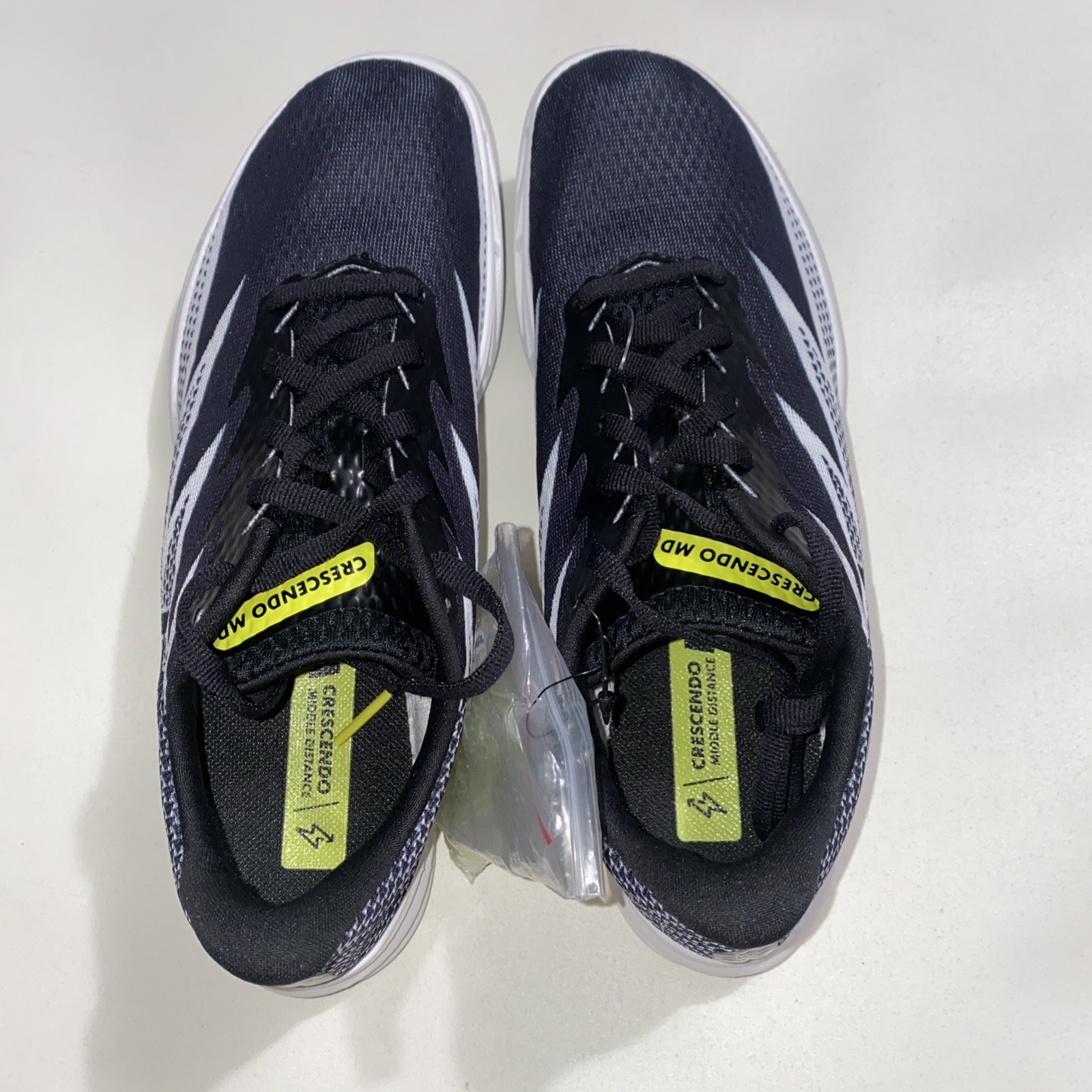 Hoka One One Crescendo MD Women’s 8 Mens 6.5Track Spike Running Shoes 1134520 thumbnail 3