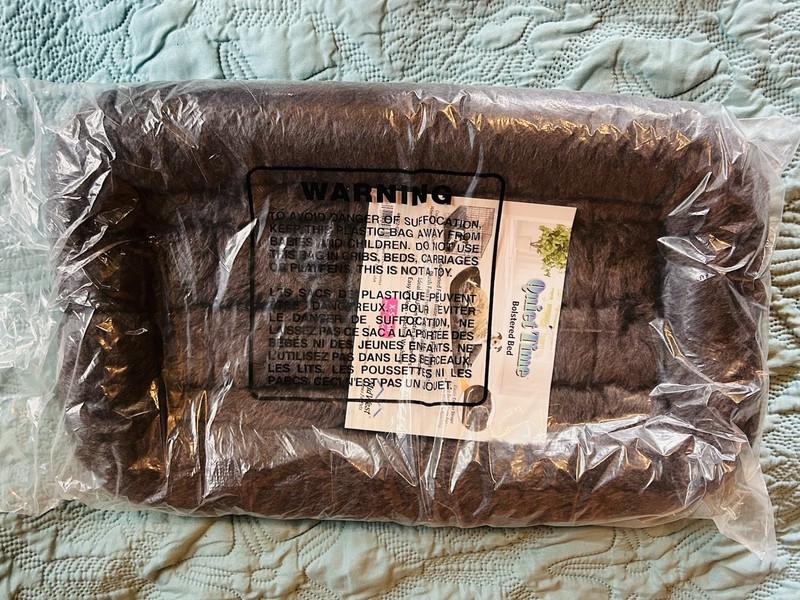 NWT Quiet Time Pet/Dog/ Cat bed /kennel pad / crate mat XS: Fits 22” Long Crate