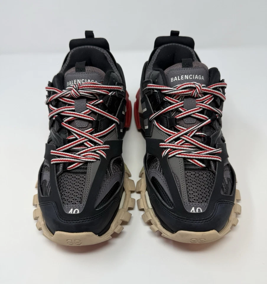 Zapatilla deportiva Balenciaga negra/roja talla 7 EE. UU. 40 UE Foto 2 de 4