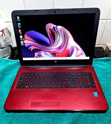 HP 15 AF102NA LAPTOP 12gb RAM. 1TB H/D WIN 11.  SCHÖNER FUNKTIONSTÜCHTIGER ZUSTAND