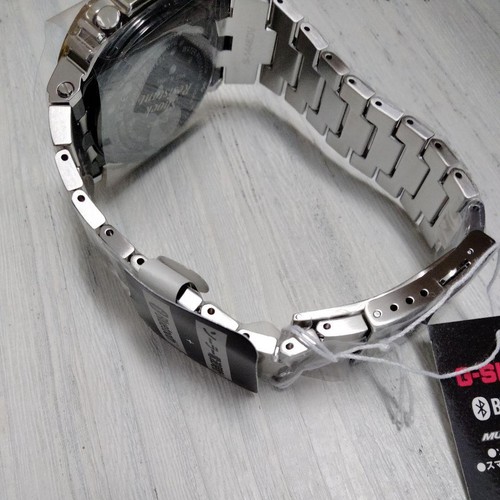 CASIO G-Shock GMW-B5000D-1JF Silver Bluetooth Full Metal Men's Watch Japan New - Picture 4 of 6