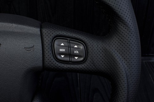 Volante personalizado GMC Sierra Tahoe Silverado Suburban Trailblazer 2003+ - Imagen 7 de 13