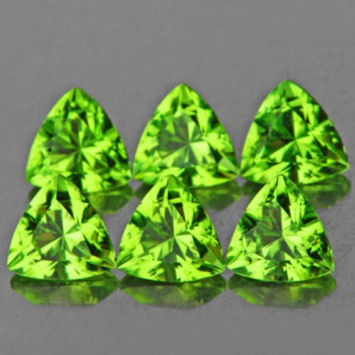 Green Peridot Trillion 5.00 mm 6 pieces AAA Fire Natural (Flawless-VVS)