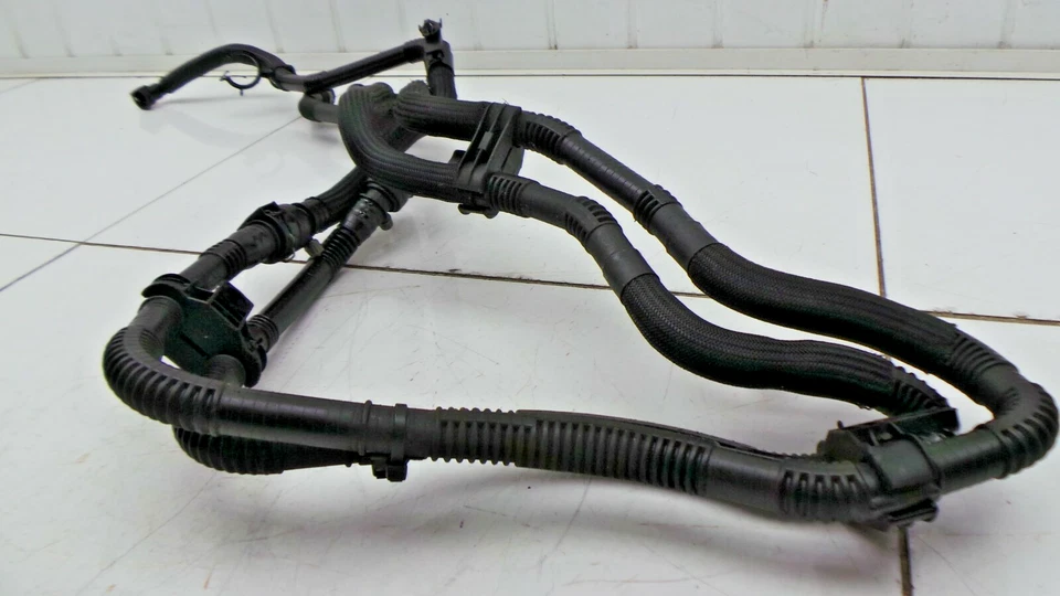 Tubo manguera agua refrigerante diésel Peugeot 3008 MK1 2.0 HDi 2013 9671044880 Foto 2 de 4