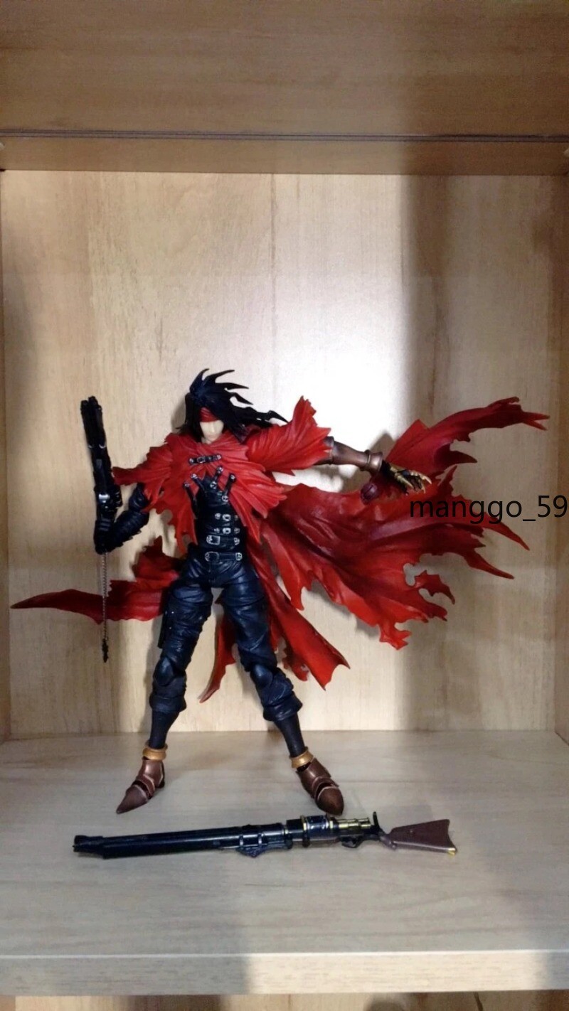 IN US ! Play Arts Kai Final Fantasy VII Vincent Valentine PVC Action Figure Gift