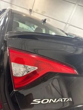 Used Left Tail Light Assembly fits: 2015 Hyundai Sonata VIN 2 5th digit lid moun