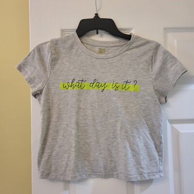 True Craft Juniors Graphic Cropped Tee Size L