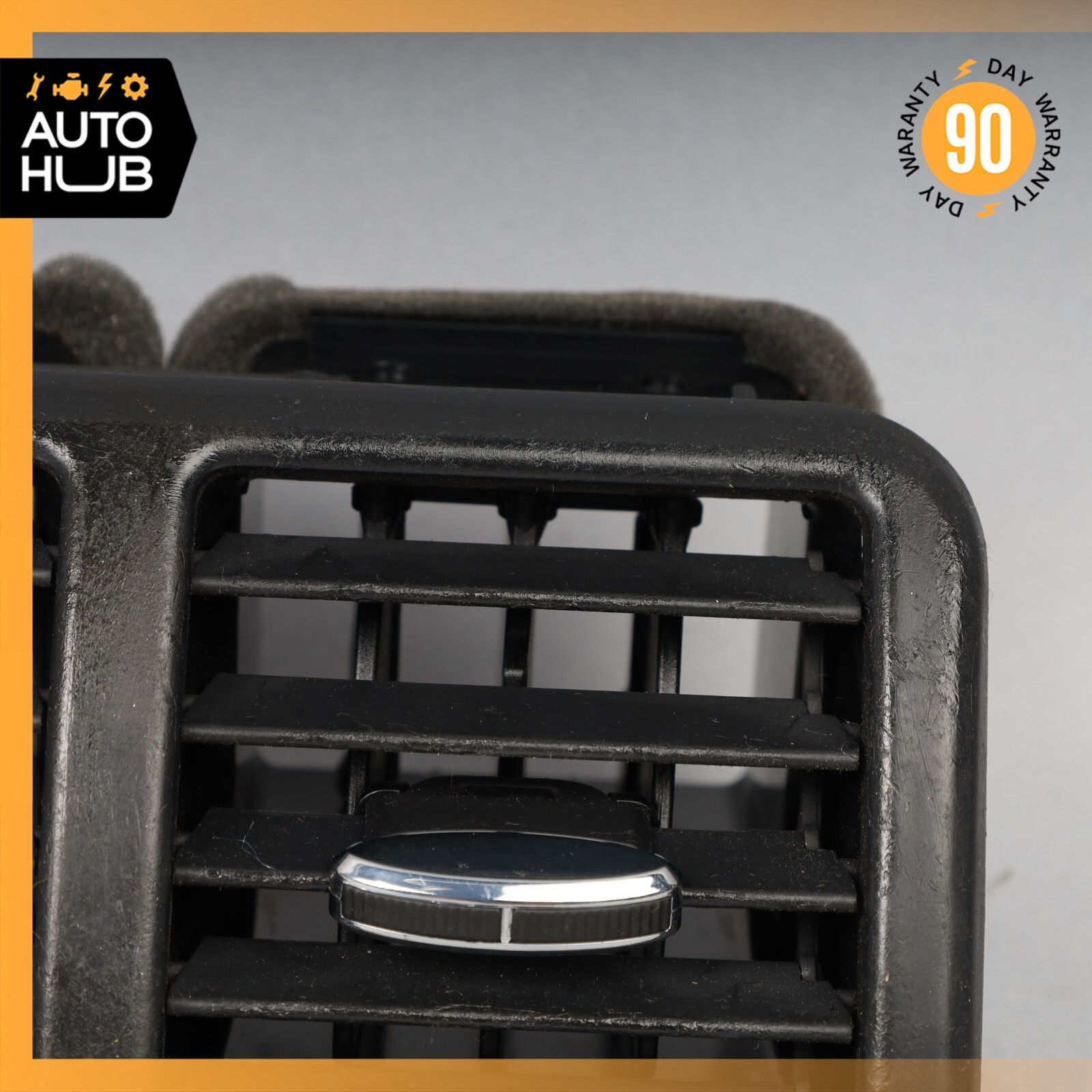 04-18 Maserati GranTurismo M145 Rear Center Console AC A/C Air Vent OEM 61k