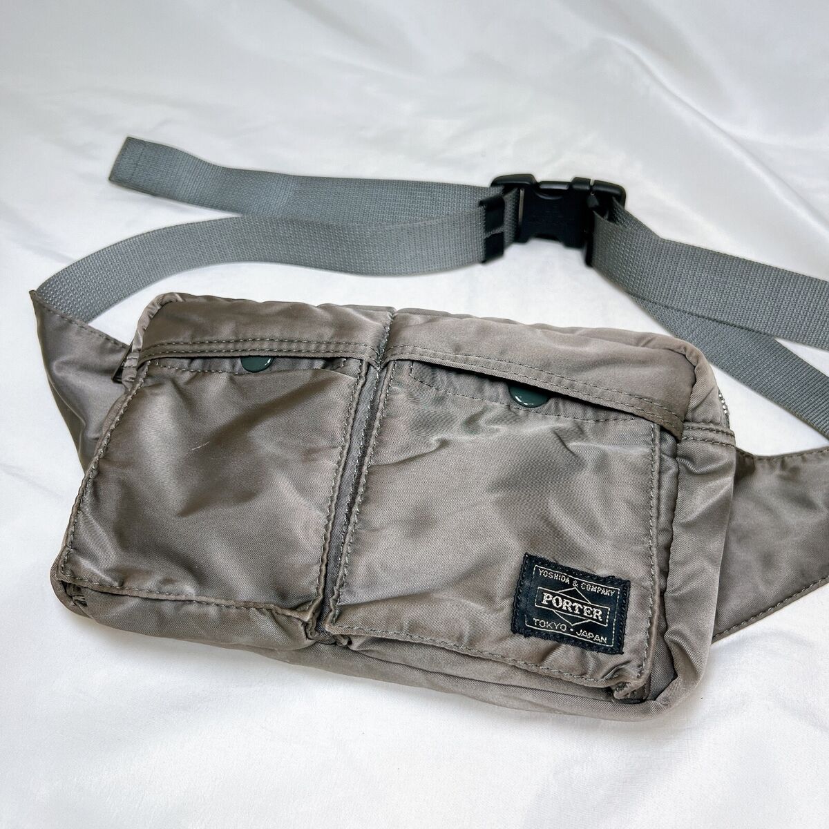 Yoshida Porter Tanker Shoulder bag waist bag Silver gray Yoshida Porter Tanker Shoulder bag waist bag Silver gray