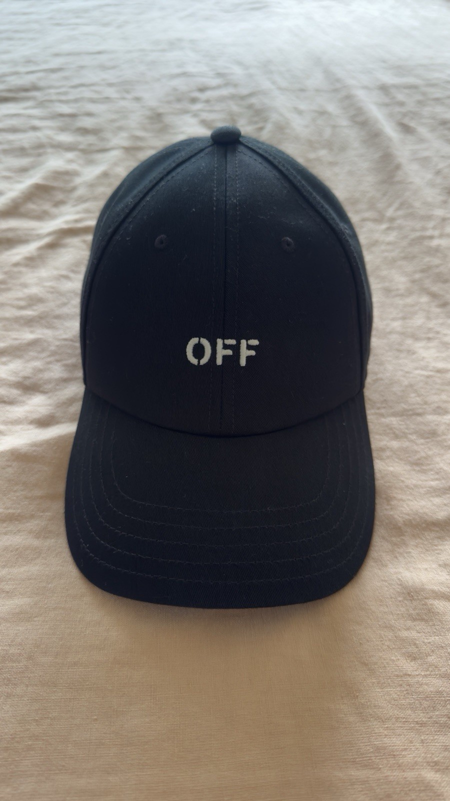 Off-White OFF Cap in Mint Condition Size L Worn Once