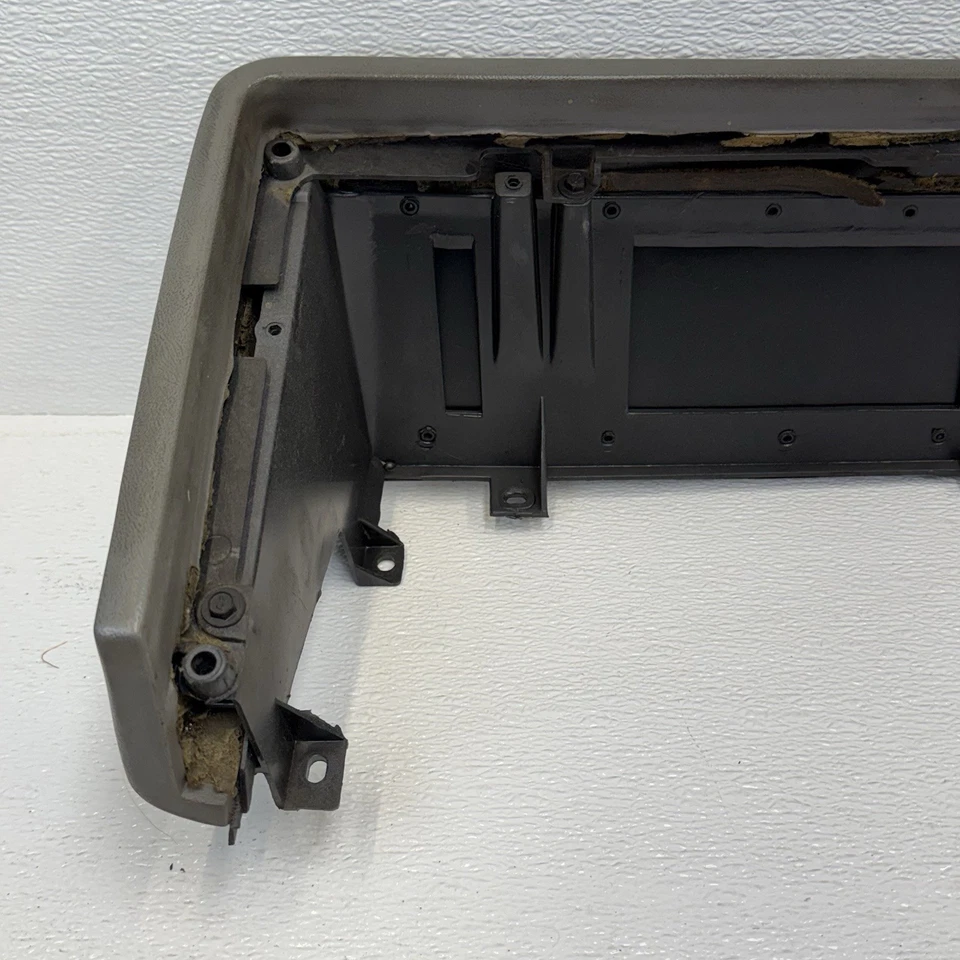 Chevrolet GMC 1500 Silverado Sierra 1988-1994 tablero bisel gris OEM Foto 2 de 4