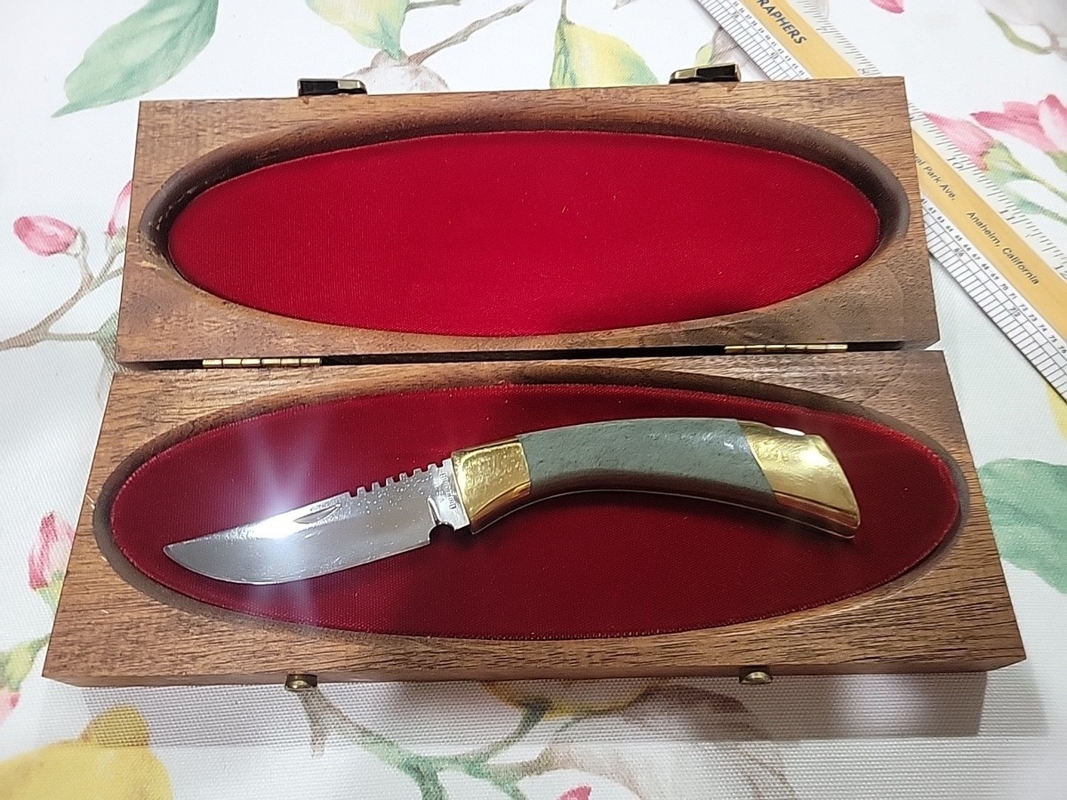 Browning Wyoming Jade Collection Great Divide Knife 497 of 2000
