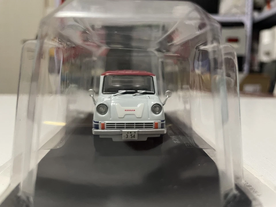 Vehículo comercial japonés Spark 1:43 Honda T360 1963 neumático tienda coche modelo  Foto 2 de 4