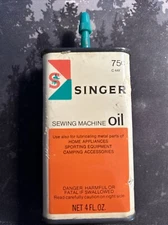 Vintage Singer Sewing Machine Oil Handy Oiler Tin/Can marked 75¢ C 449
