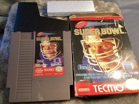Good preowned condition TEAM NFL Tecmo Super Bowl For NES no manual