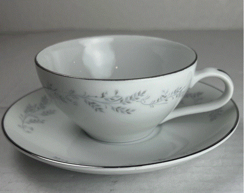 VINTAGE ROYALTON CHINA "TRANSLUCENT PORCELAIN E.G. 3301" CUP & SAUCER