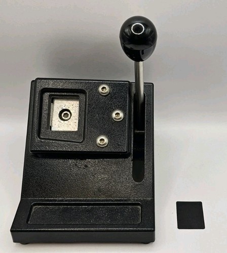 Vintage ID Badge/Passport Photo Cutter - Picture 6 of 6