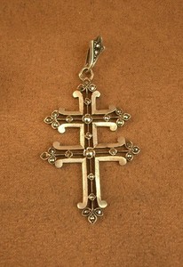 Broche émaillée Croix De Lorraine Jeanne D'Arc - Insigne Saint Dié N°771/29 - Occasion Vintage