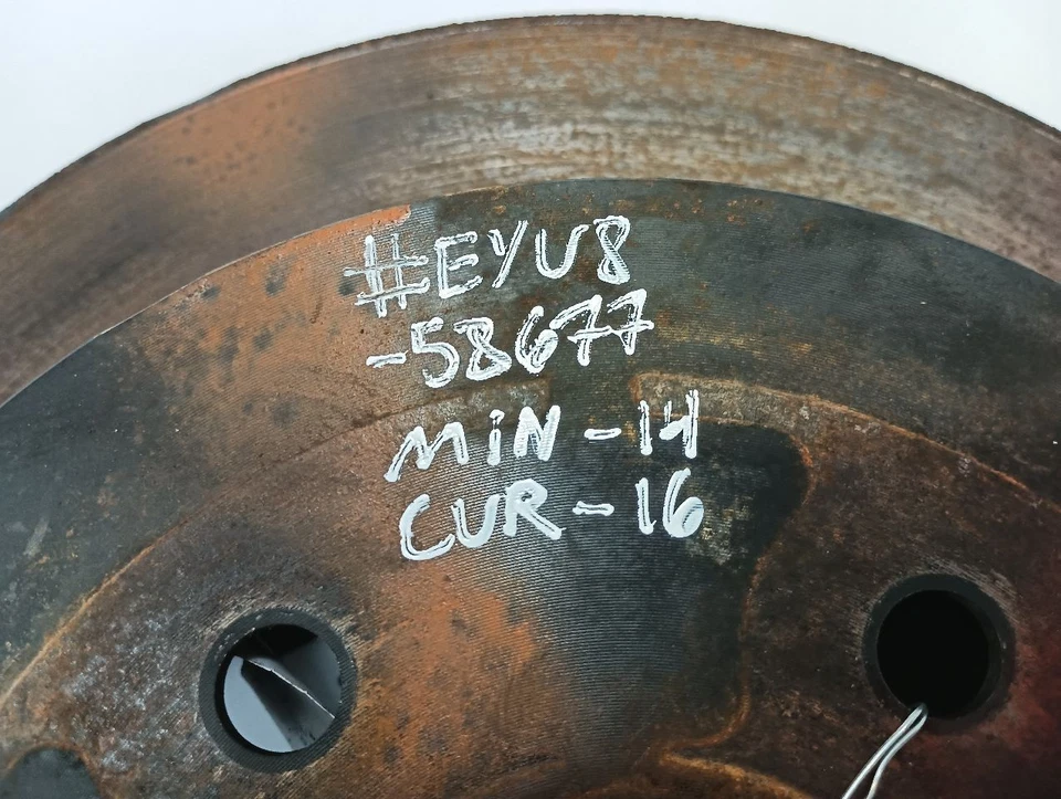 Rear Rotor from 2016 Nissan Quest 11470397 - Image 3 of 4