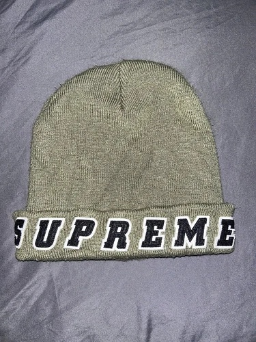 Bonnet vert olive suprême