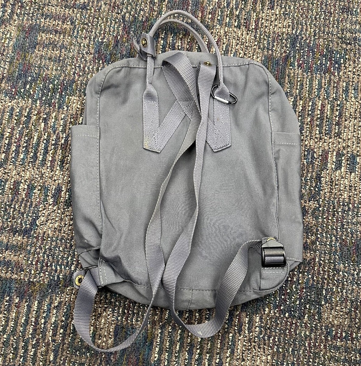【FJALLRAVEN】Kanken Classic (23510) - Super Grey Fjallraven Kanken Classic Backpack 23510 Gray 13x15 Logo