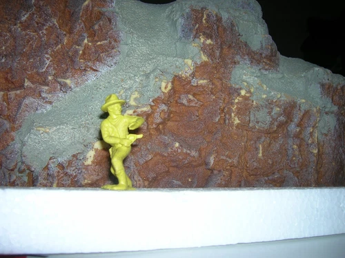 MARX 1953 COWBOY FANNING SIX GUN  60MM MX253 TOY SOLDIER PLAYSET TOWN SERIES