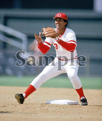 Cincinnati Reds SS Dave Concepcion Game Action Color  8 X 10 Photo Picture