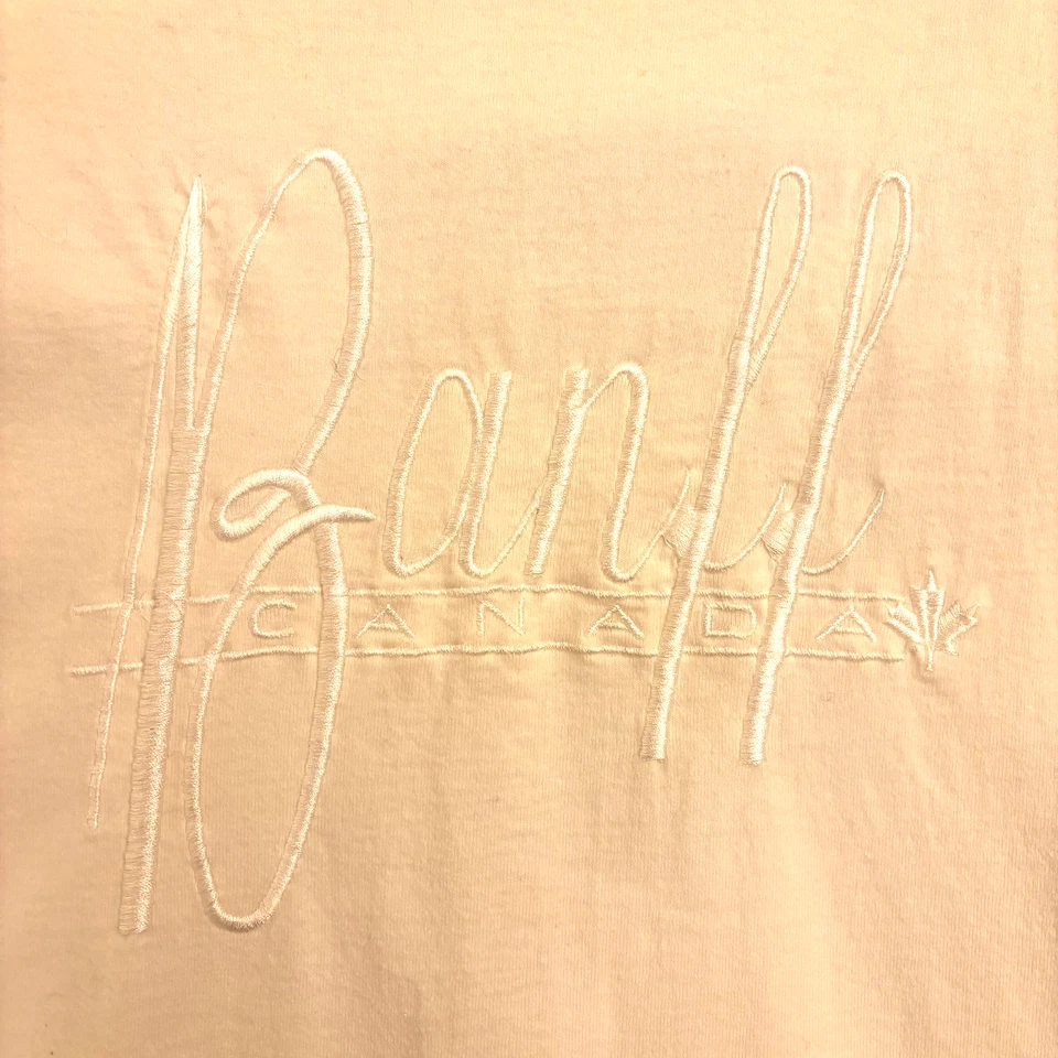 Vintage Fruit of the Loom T-Shirt Mens XL Banff Canada Super Cotton Made in USA - Image 2 of 4