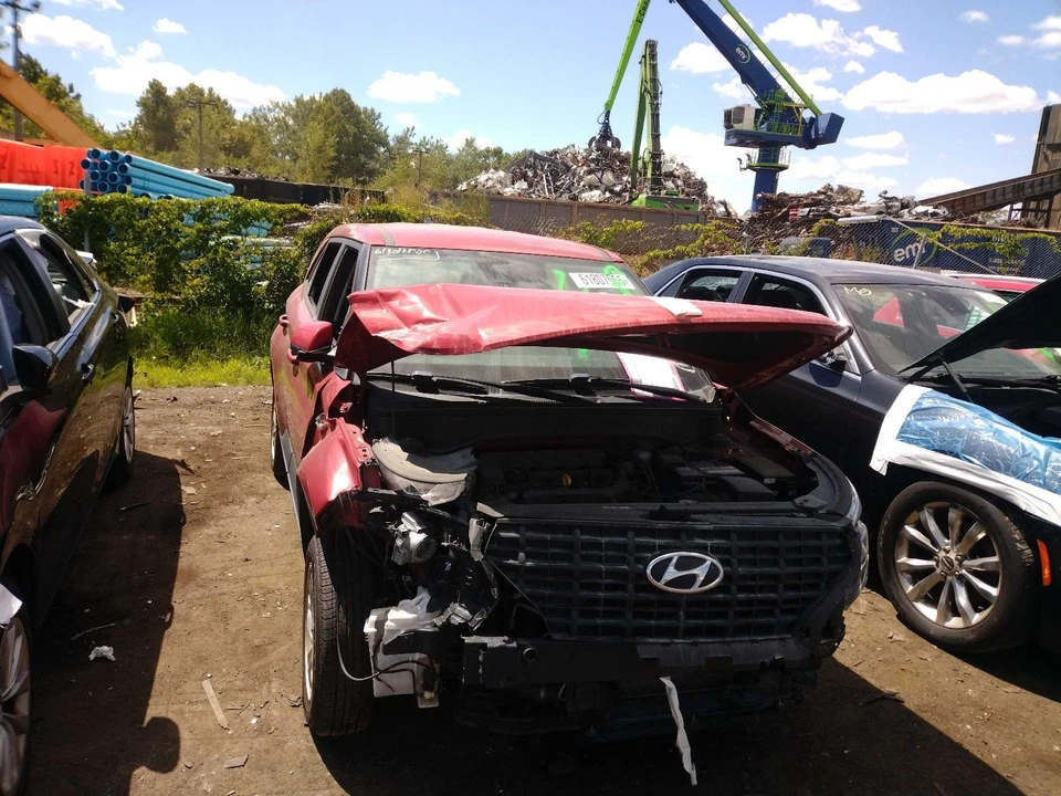 Espejo retrovisor interior Hyundai Venue 2021 rojo OEM 851013X100 104 k millas Foto 4 de 4