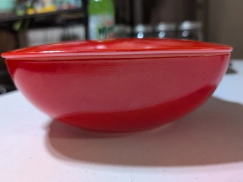 Vintage PYREX A-2 Red & White 515B-015 1 1/2 QT. Glass Ovenware with Lid