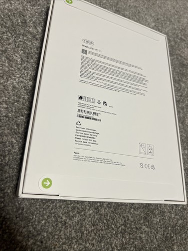 AppleiPad (A16, 2025), 11-inch, Wi-Fi - Picture 4 of 8