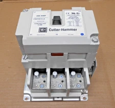 CUTLER HAMMER C825KN10A 200 AMP CONTACTOR 3P 110/120VAC COIL EXCELLENT (4 AVAIL)