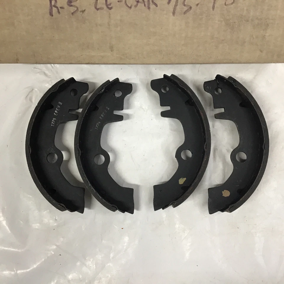 Juego de zapatas de freno trasero remanufacturado Renault R5 LeCar NOS 1975-1983 Foto 2 de 4