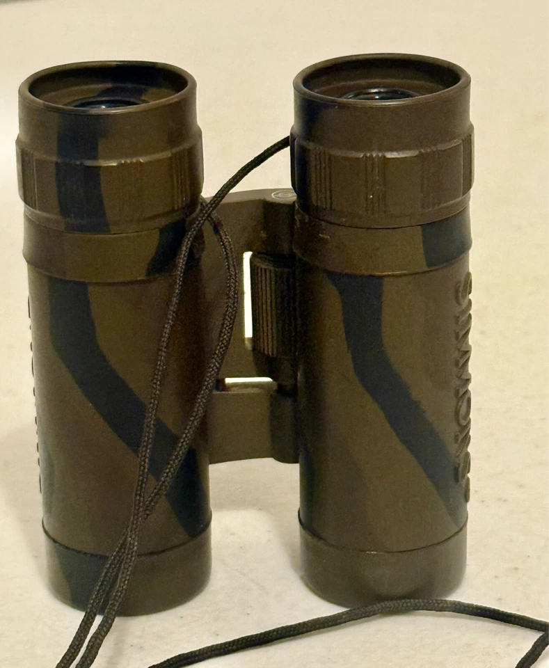 All Around Camo Simmons Binoculars 8 x 21 Model # 1135 - Image 4 of 4