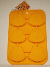 Daiso Disney Chip & Dale Silicone Mold Cake Kitchen Baking 