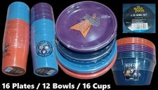 Disney's hocus pocus reusable plate set / 16 Plates - 12 Bowls / 16 Cups / New