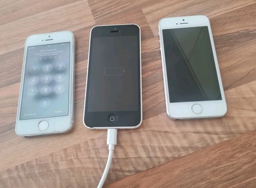 Apple iPhone 5S Mobile Phone Joblot x 3