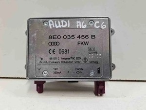 AUDI A6 Avant 4F5, C6 Antennenverstärker  8E0035456B 3.20 Petrol 2006 32715425