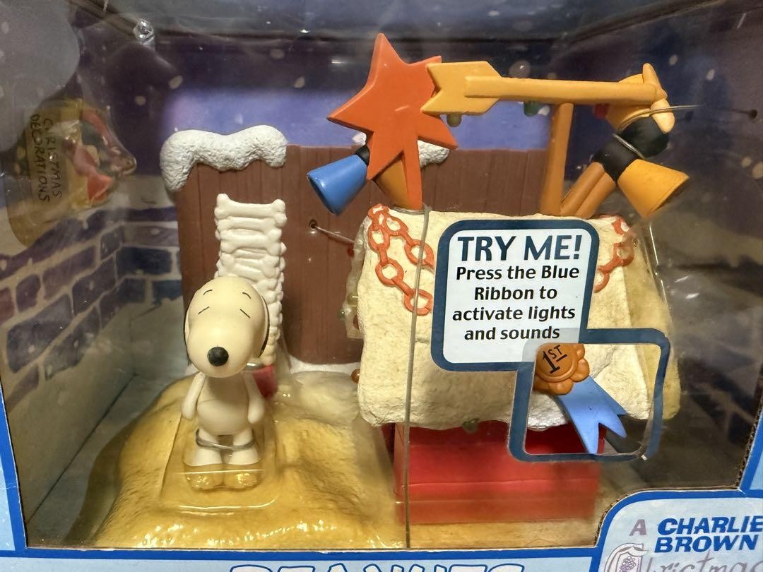 【新品】Snoopy’sContest Winning Displayフィギュア Snoopy Contest Winning Display Figure Collectible with Stand