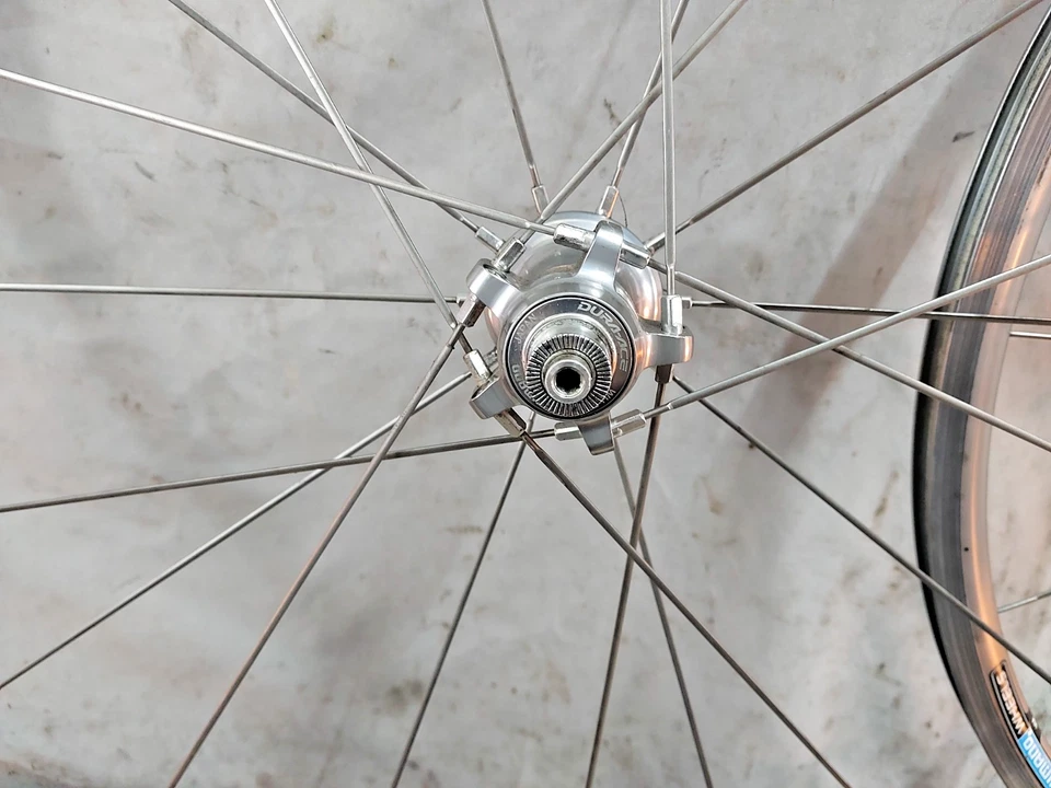 Shimano DuraAce 700c Road Bike Wheel Set 20/16S 130/100 WH-7800-BL Hyperglide :) - Image 3 of 4