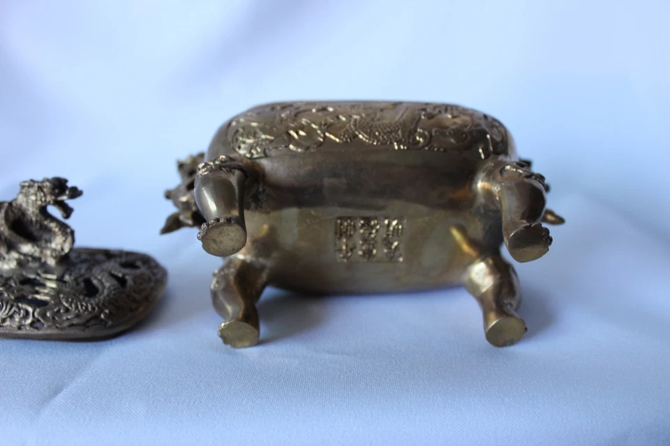 Quemador de incienso dragón chino de latón Foto 4 de 4