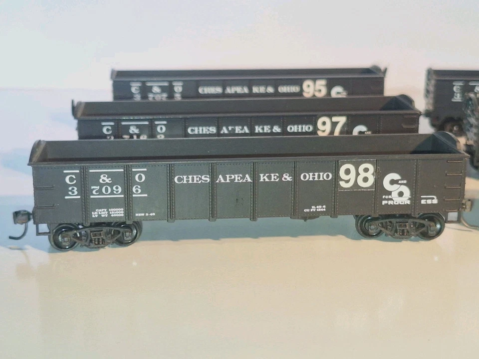 Roundhouse Gondola wagons x 6. Chesapeake/Ohio. Good condition. No Box.HO Scale - Image 2 of 4