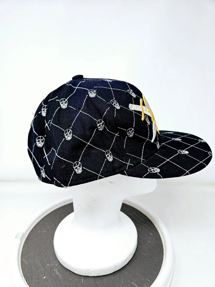Top Pro Calaveras Gorra Plana Sombrero Para Hombre XXL Negro Multicolor Cruz Calavera Y2K Grunge Foto 3 de 4