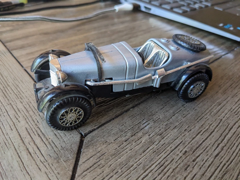 SIGNATURE MODELS 1934 ASTON MARTIN ULSTER CLEAN!!!! - Image 2 of 4