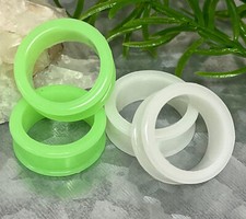 PAIR Glow-in-the-Dark Silicone Tunnels Plugs Gauges Earlets Body Jewelry