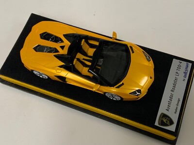 1/43 Looksmart Lamborghini Aventador LP 700-4 Roadster in